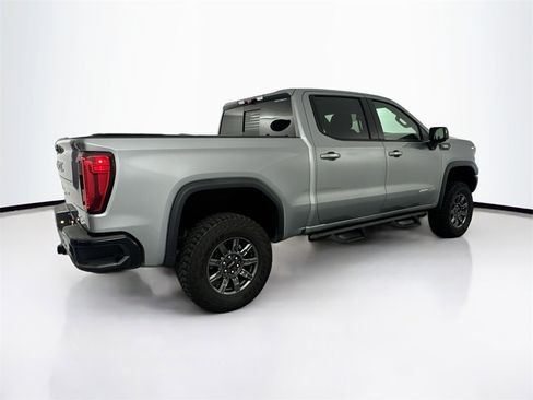 Used 2024 GMC Sierra 1500 AT4X image 5
