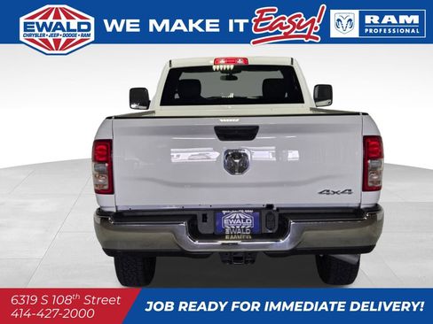 New 2024 RAM 2500 Tradesman w/ Chrome Appearance Group AWD/4WD image 20