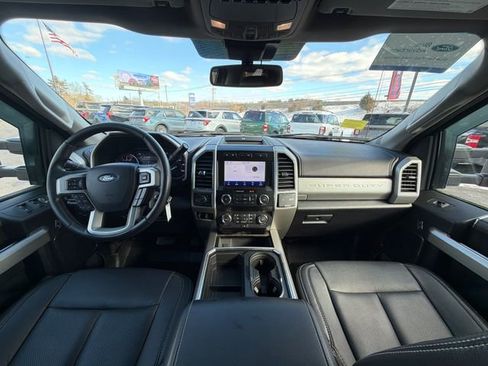 Certified 2020 Ford F350 Lariat w/ Chrome Package image 16