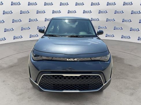 Used 2025 Kia Soul LX w/ LX Technology Package FWD image 2
