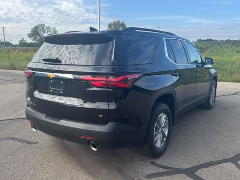 Used 2023 Chevrolet Traverse LT AWD/4WD image 5