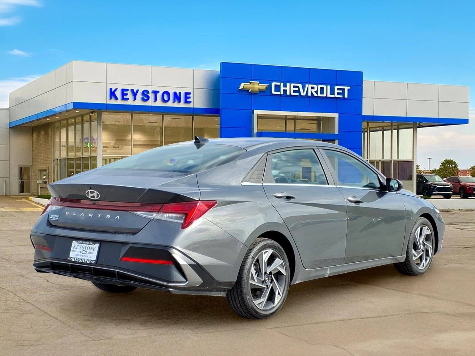 Used 2025 Hyundai Elantra SEL FWD image 7