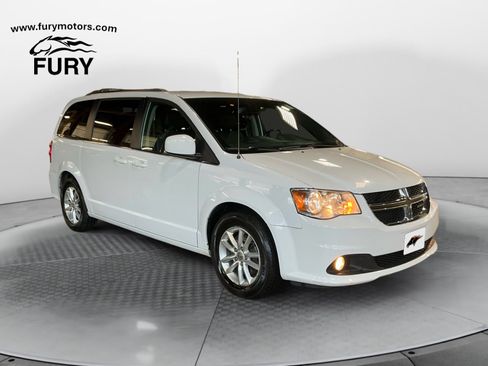 Used 2019 Dodge Grand Caravan SXT FWD image 1