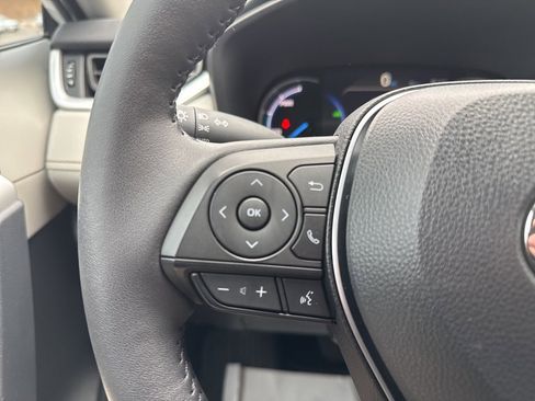 Used 2024 Toyota RAV4 XLE image 12