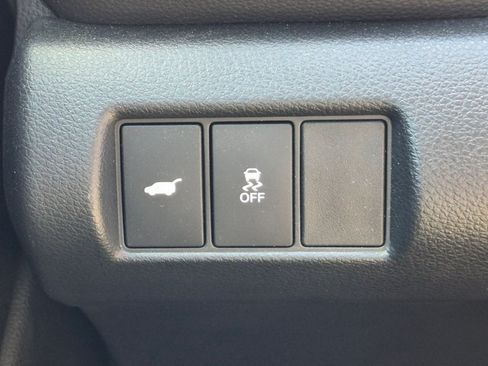 Used 2025 Honda Pilot EX-L image 13