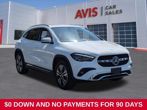 Used 2025 Mercedes-Benz GLA 250 4MATIC image 3