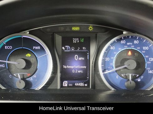 Used 2015 Toyota Camry XLE image 11