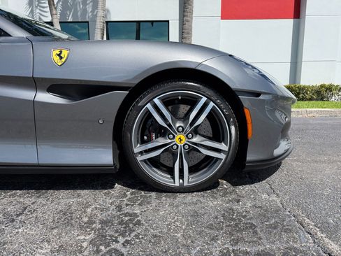 Used 2022 Ferrari Portofino M RWD image 46
