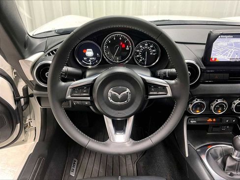 Used 2023 MAZDA MX-5 Miata Grand Touring image 17