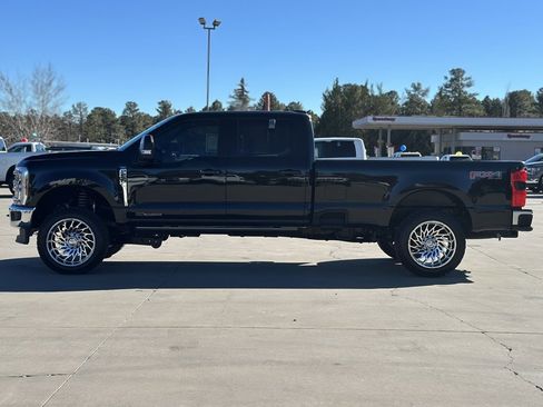 Used 2025 Ford F250 Lariat image 6