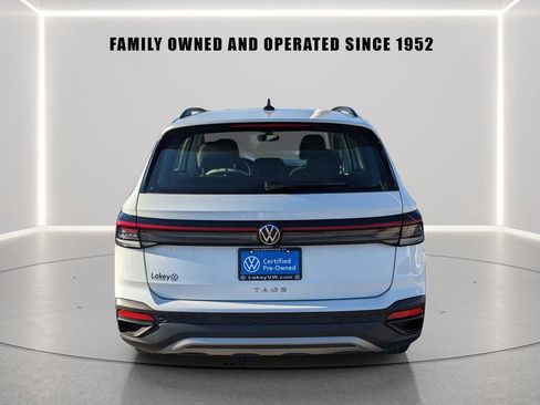 Certified 2025 Volkswagen Taos S image 4