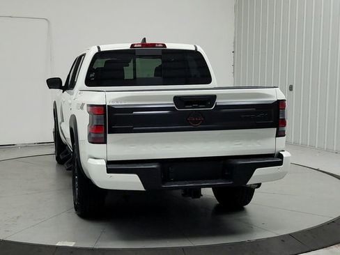 New 2026 Nissan Frontier PRO-4X w/ Pro-4x Convenience Package image 6