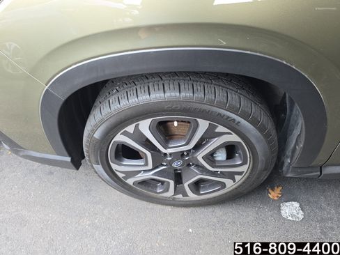 Used 2023 Subaru Ascent Touring AWD/4WD image 5