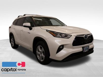 Used 2020 Toyota Highlander LE