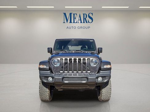 Used 2020 Jeep Gladiator Sport w/ Quick Order Package 24S image 8