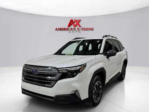 Used 2026 Subaru Forester Premium AWD/4WD image 1
