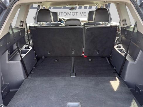 Used 2024 Volkswagen Atlas SE image 27