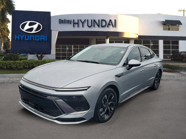 Used 2024 Hyundai Sonata SEL FWD image 3