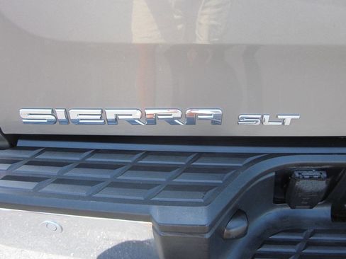 Used 2013 GMC Sierra 1500 SLT w/ SLT Convenience Package AWD/4WD image 33
