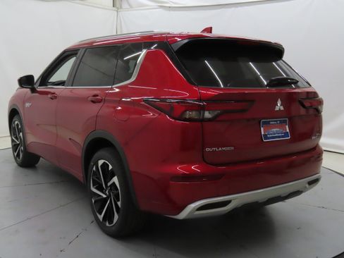 New 2025 Mitsubishi Outlander SEL image 5