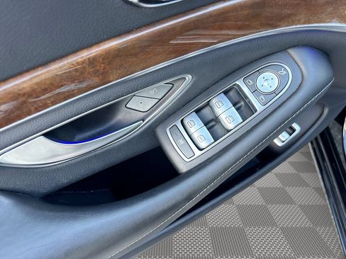 Used 2015 Mercedes-Benz S 550 4MATIC Sedan image 15