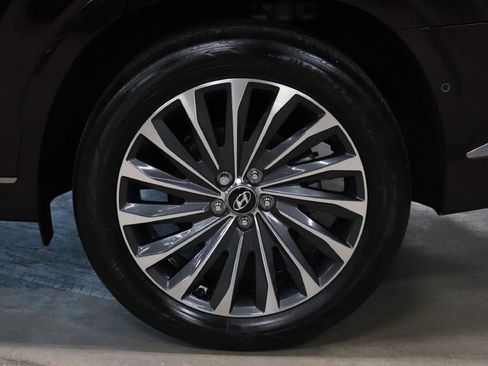 Used 2024 Hyundai Palisade Calligraphy image 31