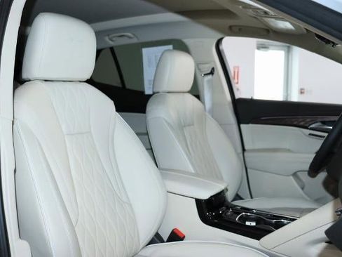 Certified 2023 Buick Envision Avenir image 22