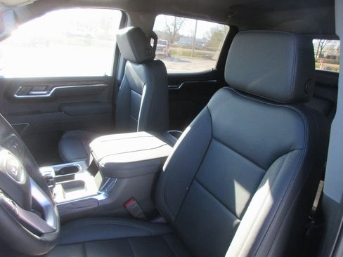 New 2026 GMC Sierra 1500 SLT w/ SLT Premium Plus Package image 14