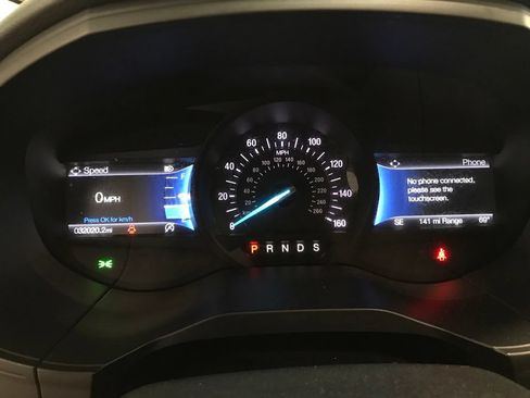 Used 2022 Ford Edge Titanium AWD/4WD image 16