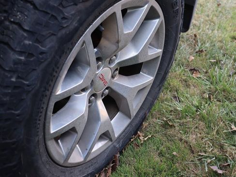 Used 2018 GMC Sierra 1500 SLT image 20