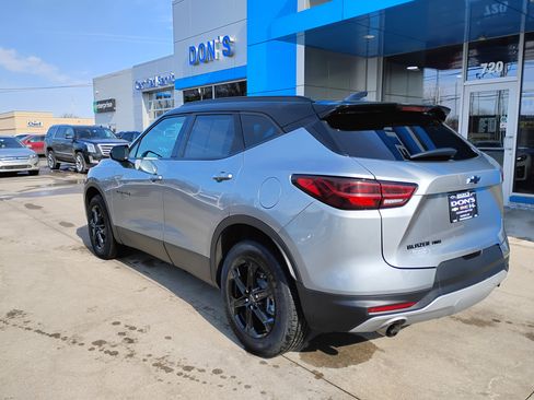 Used 2023 Chevrolet Blazer LT w/ Convenience Package image 2