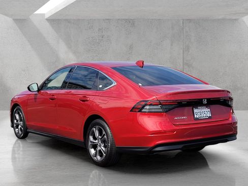 Used 2023 Honda Accord EX image 7