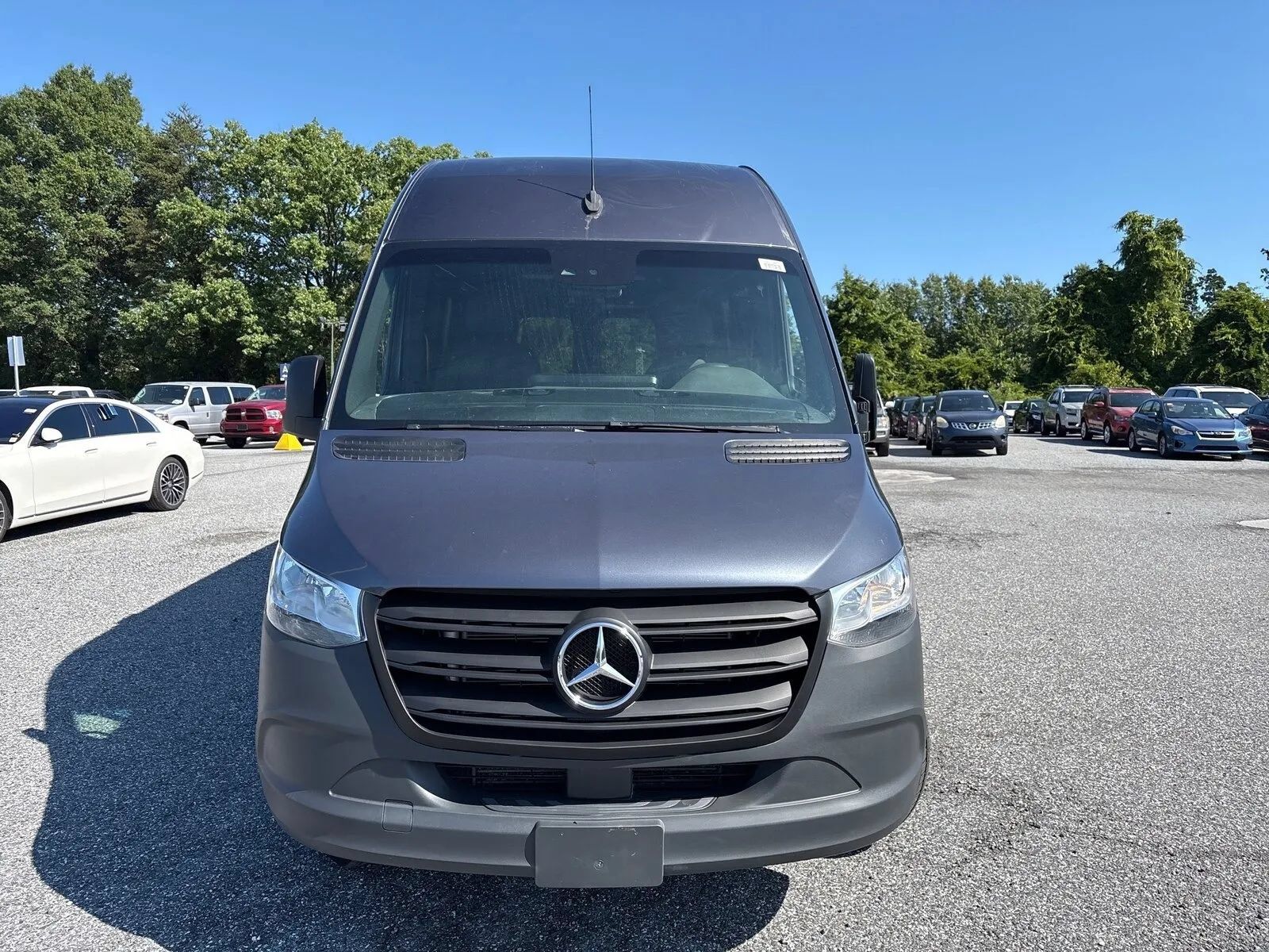 Used 2020 Mercedes-Benz Sprinter 4500 image 2