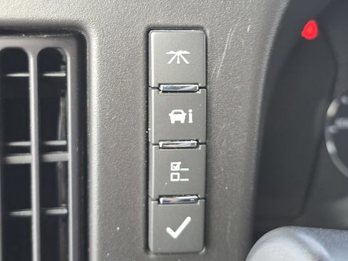 Used 2024 Chevrolet Express 2500 RWD 2500 135 w/ Driver Convenience Package image 16