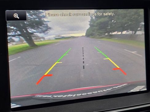 Used 2016 Ford Explorer XLT w/ Equipment Group 202A image 38