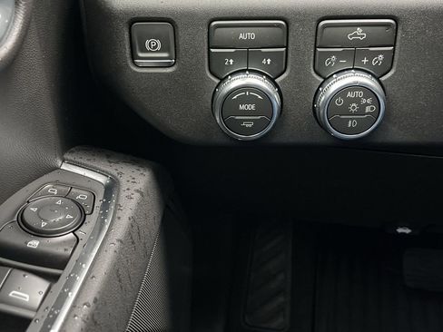 New 2026 GMC Sierra 1500 Elevation image 18