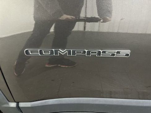 Used 2019 Jeep Compass Latitude w/ Popular Equipment Group image 31