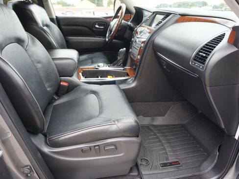 Used 2019 INFINITI QX80 Luxe image 32