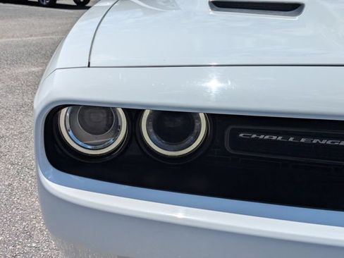 Used 2023 Dodge Challenger SXT RWD image 11