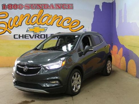 Used 2018 Buick Encore Essence w/ Experience Buick Package FWD image 8