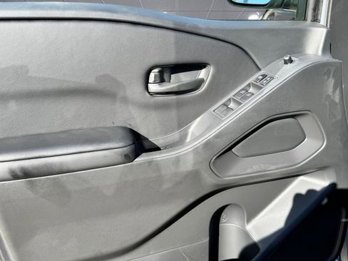 New 2026 Nissan Frontier SV w/ All-Weather Content Package image 10