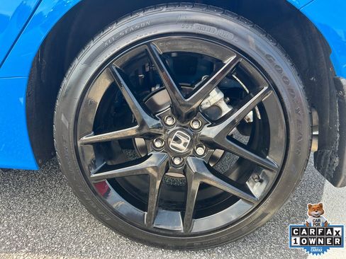 Used 2025 Honda Civic Sport image 18