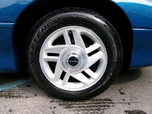 Used 1996 Chevrolet Camaro RS image 8