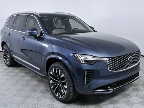 New 2026 Volvo XC90 T8 Plus w/ Protection Package Premier AWD/4WD image 27