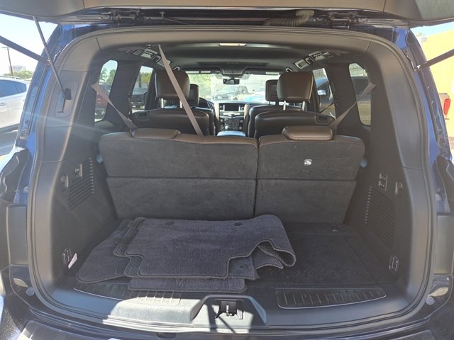 Used 2019 Nissan Armada Platinum w/ Captain's Chairs Package RWD image 15