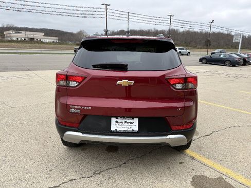 Used 2021 Chevrolet TrailBlazer LT image 4