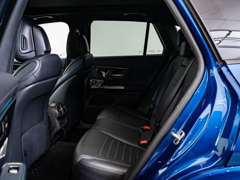 Used 2024 Mercedes-Benz GLC 300 4MATIC w/ AMG Line image 45