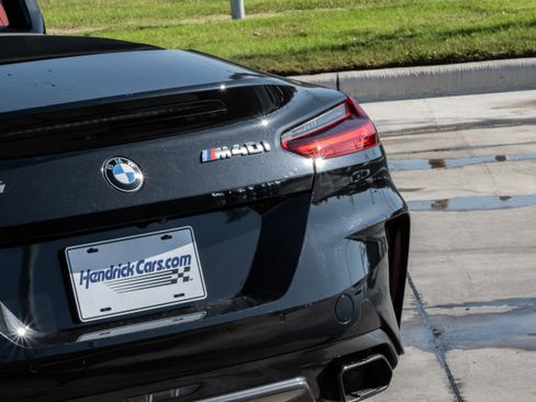 Certified 2025 BMW Z4 M40i w/ Premium Package image 5
