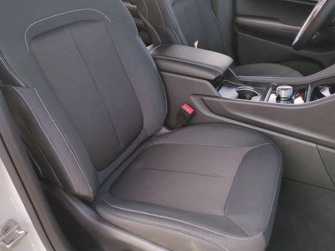 New 2025 Jeep Grand Cherokee L Laredo w/ Luxury Tech Group I RWD image 22