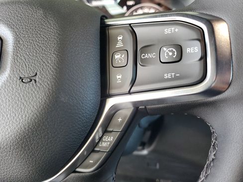 New 2026 RAM 3500 Laramie AWD/4WD image 25
